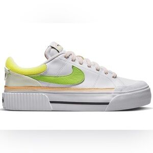 Nike sneakers size 7.5